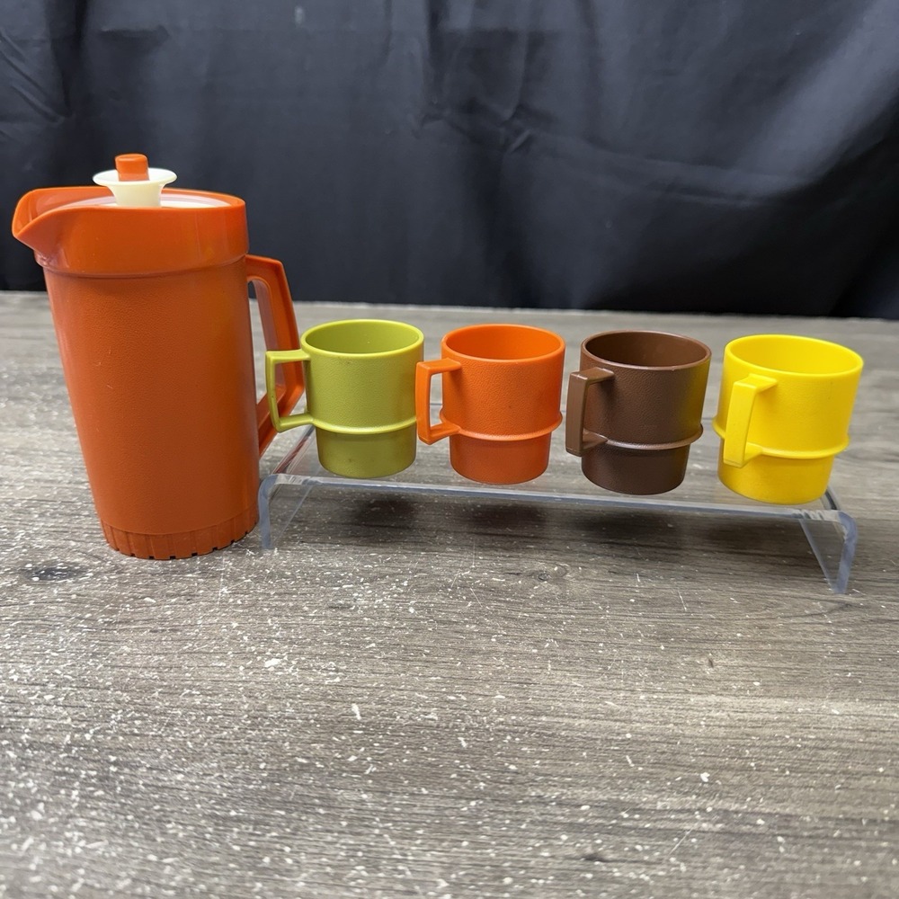 Vintage Tupperware Children's Playset lot Of 5 Cups and Pitcher With Lid